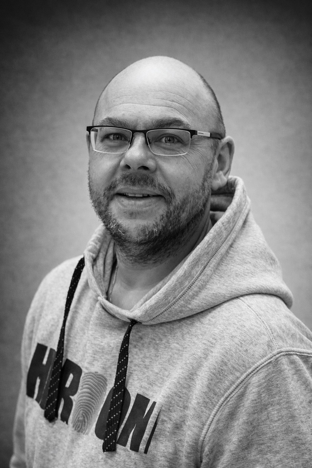 0480E932-6F96-46DF-B6C3-D31100736B5F